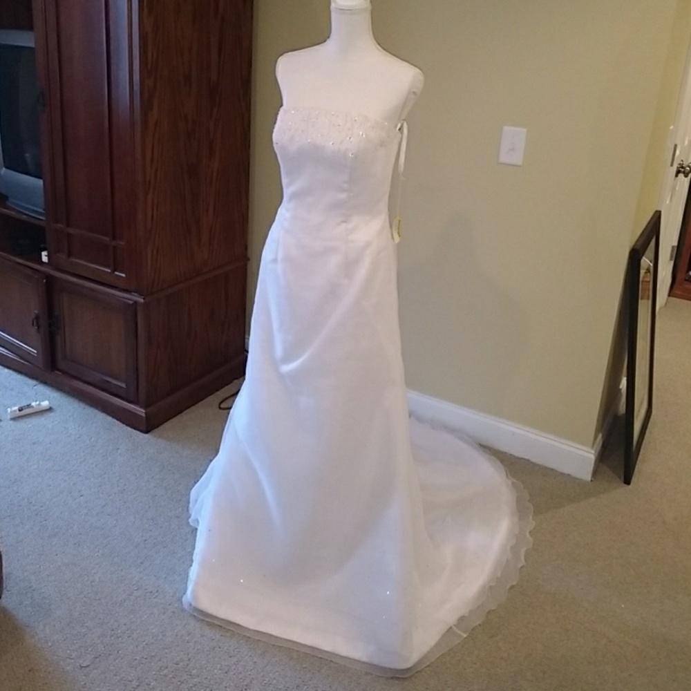 Wedding gown, size 12